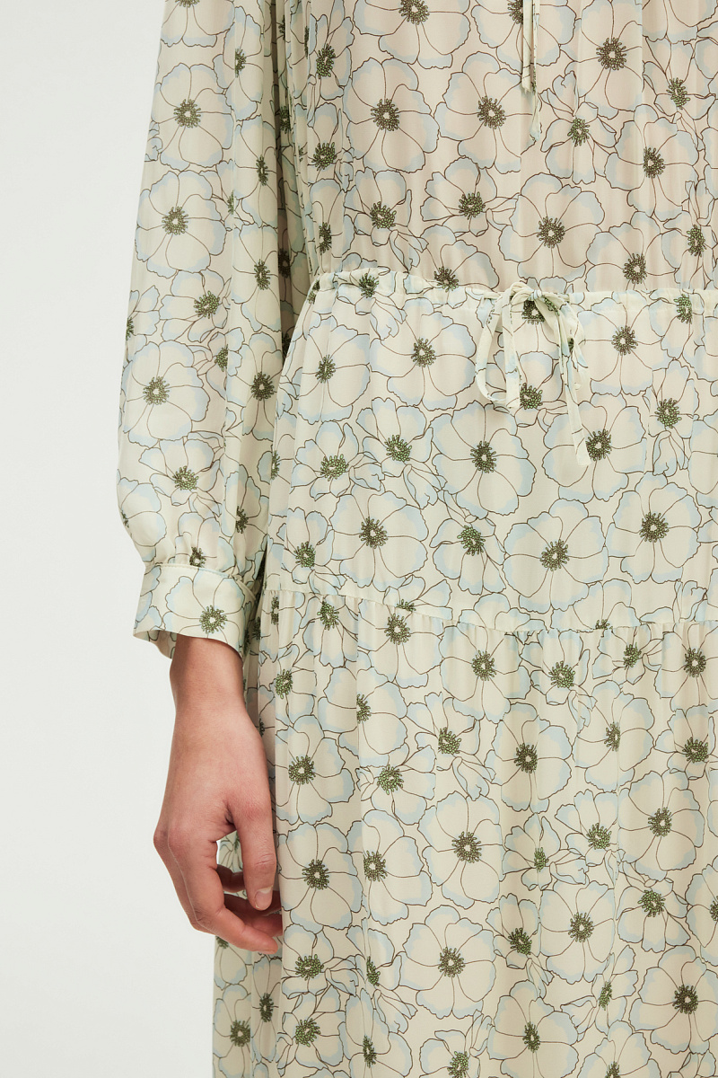 Приталенное платье-миди с принтом